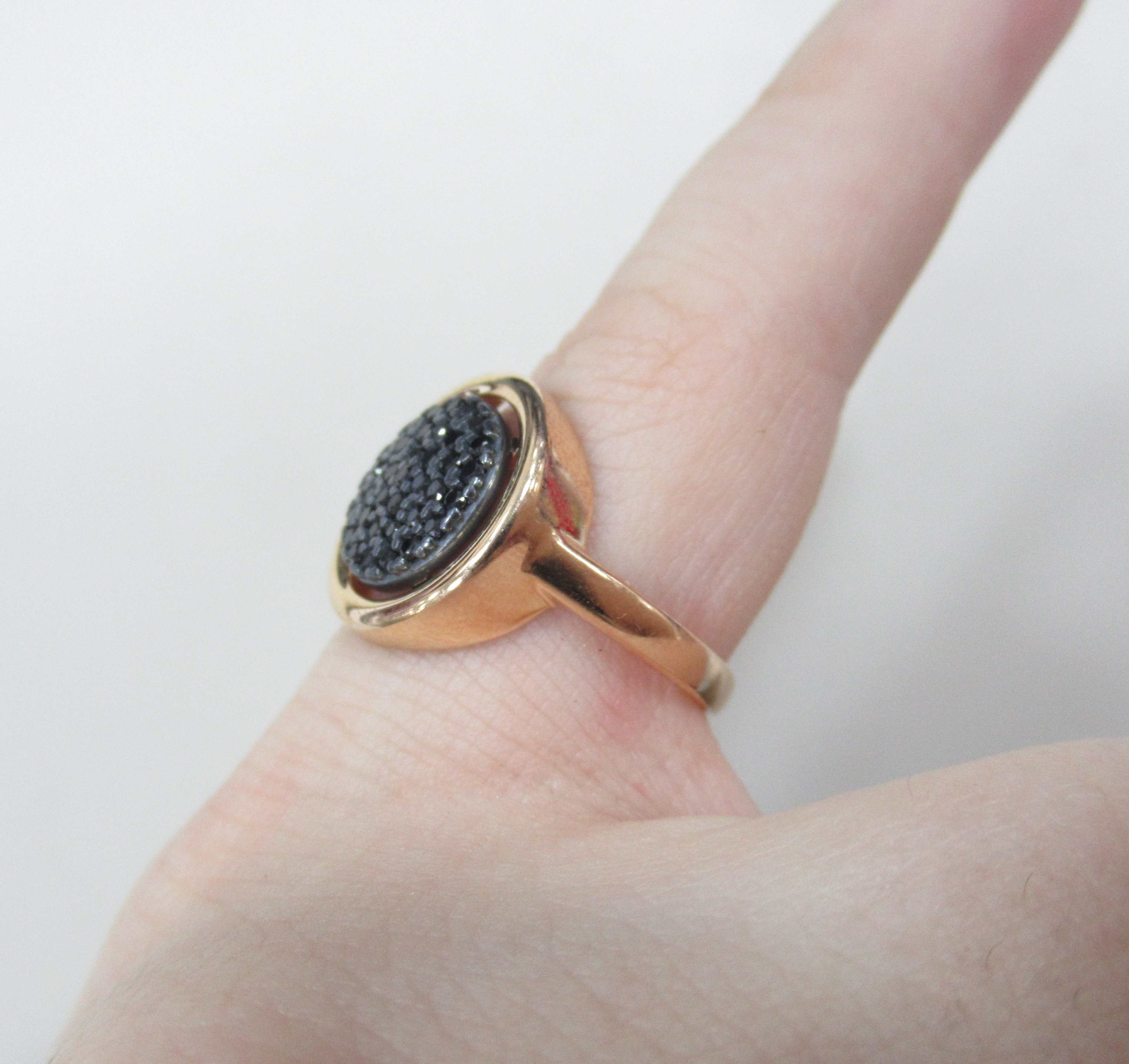 Серебряное кольцо со шпинелью